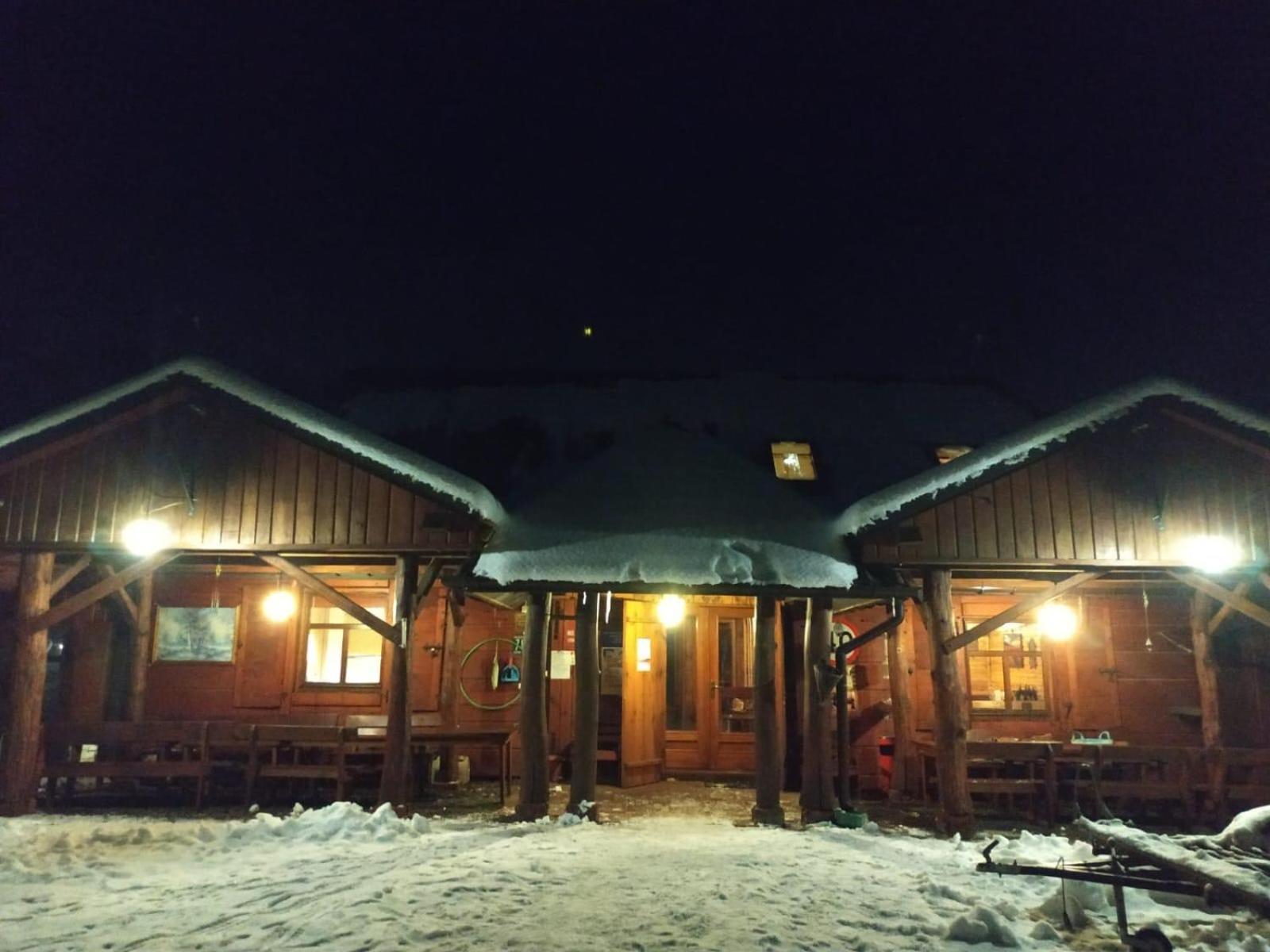 Villa Gajowka Sajczyce - Gospodarstwo Agroturystyczne à Chełm Extérieur photo